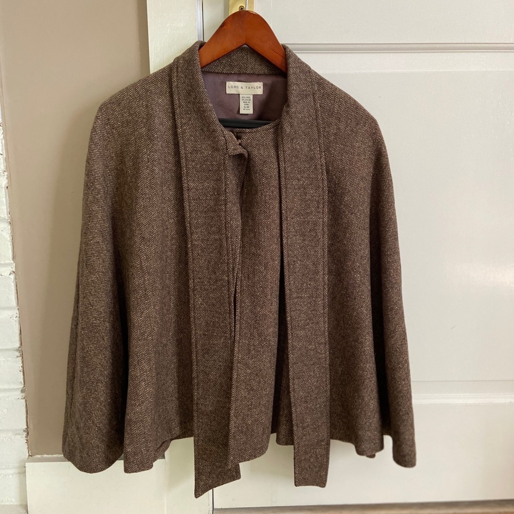 Lord and Taylor cape